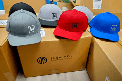 JARA PRO ADVERTISING } IMPRESION DE LOGO EN CACHUCHAS Y GORRAS EN HOUSTON, KATY, SPRING, CONROE, HUMBLE